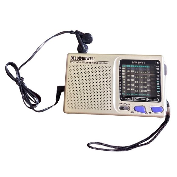 Bell & Howell MW.SW1-7 World Band Radio Receiver With Earphones & Strap - Picture 1 of 5